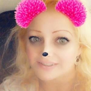 Meet your Posher, Flower